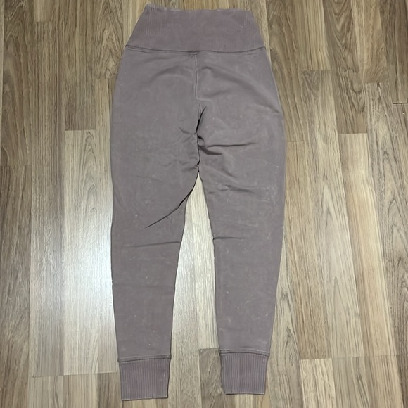 AERIE chill play move legging - Picture 4 of 5